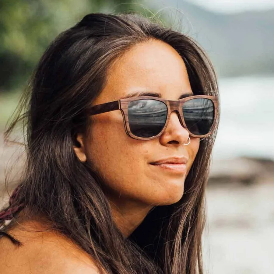 Blues Aurinkolasit, Ruusupuu>Aarni Sale