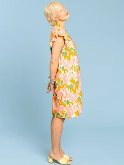 Luana Mekko, Growth Pink><noscript><img width=