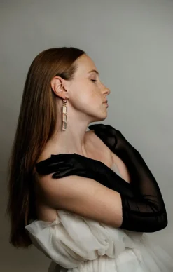 Sade Korvakorut><noscript><img width=