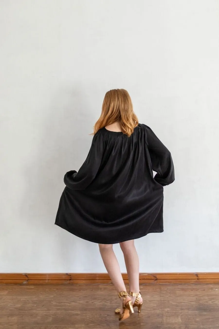 Loistan Mekko, Voiman Musta>FeelK Cheap