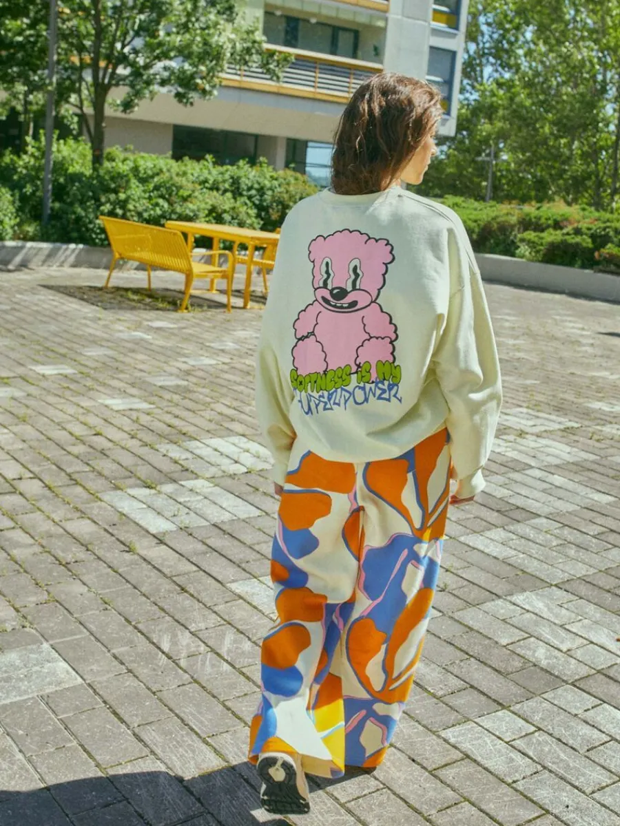 Softness Is My Superpower Collegepaita>Mainio Cheap