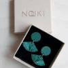 Pikku-Viuhka Korvakorut, Valokas Smaragdi>Nouki Online