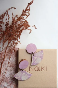 Viuhka Korvakorut, Valokas Lila>Nouki Discount