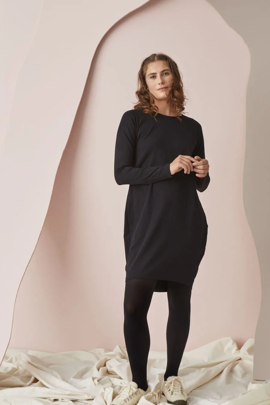 Oval Mekko, Musta>Papu Flash Sale