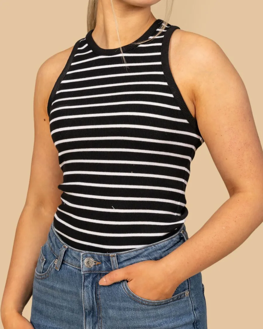 Riva Raitatoppi, Musta>Riva Clothing Shop