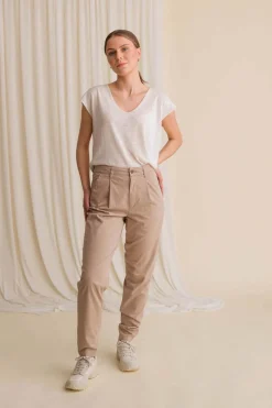 Henrika Housut, Tammi>Voglia Cheap